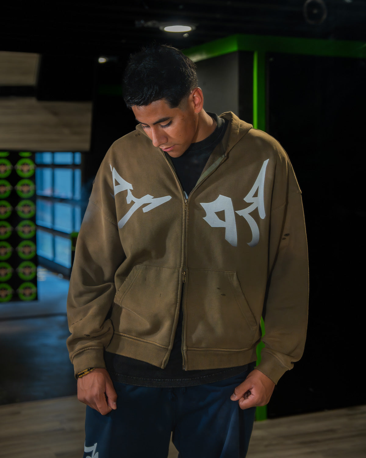 RPTR ZIP HOODIE